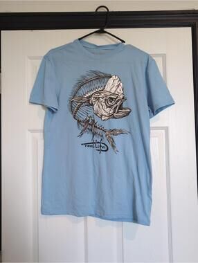 Small NWT reel life fishing skeleton graphic tee